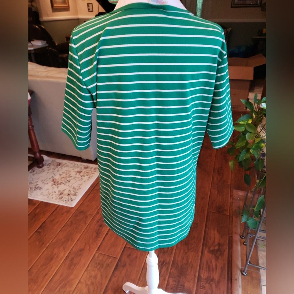 LuLaRoe Classic T Green White Striped Scoop Neck Short Sleeve Top 2XL - Picture 2 of 5